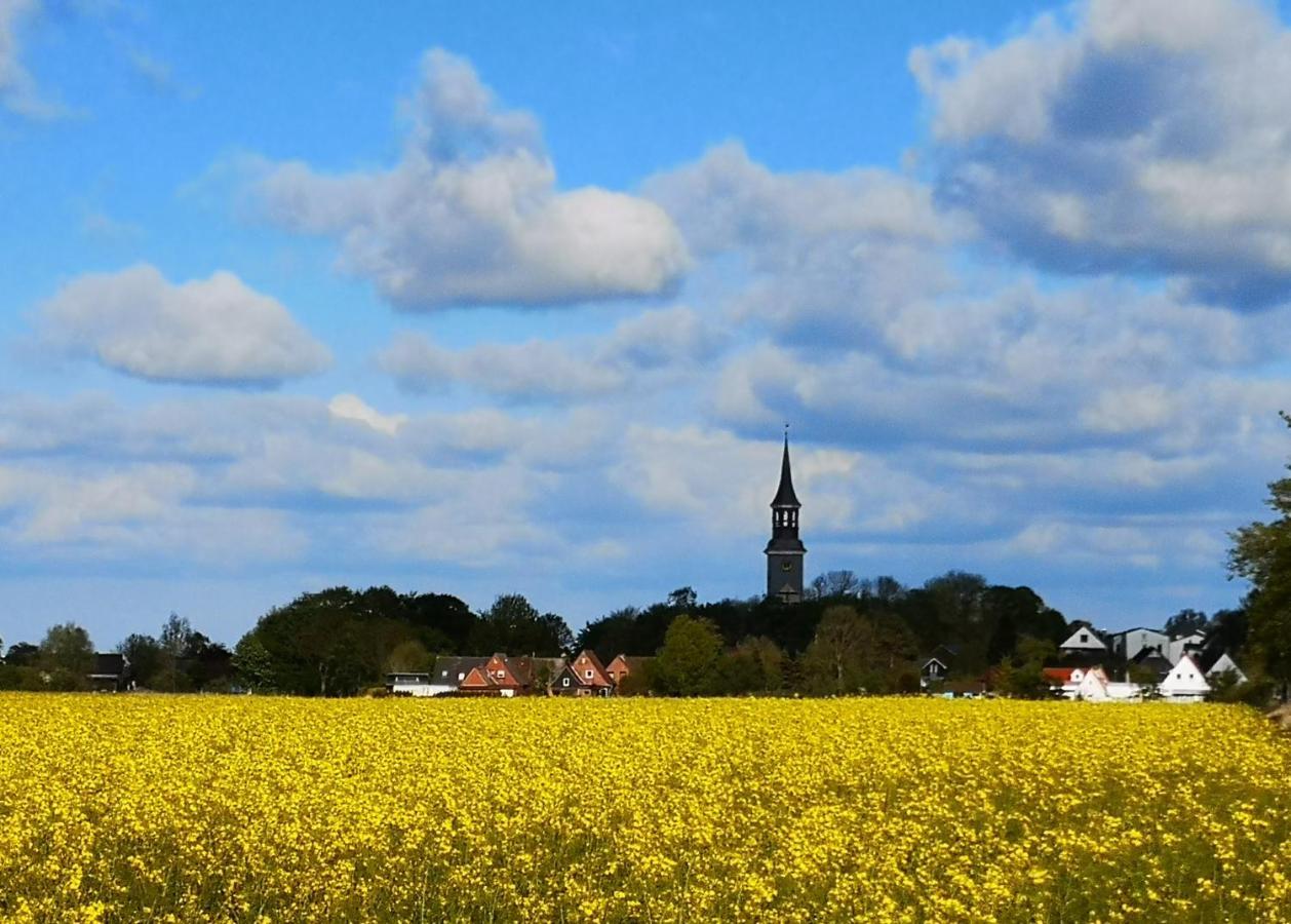 Liebevoll Hinterm Deich - Ferienwohnungen Lehe  Exterior foto